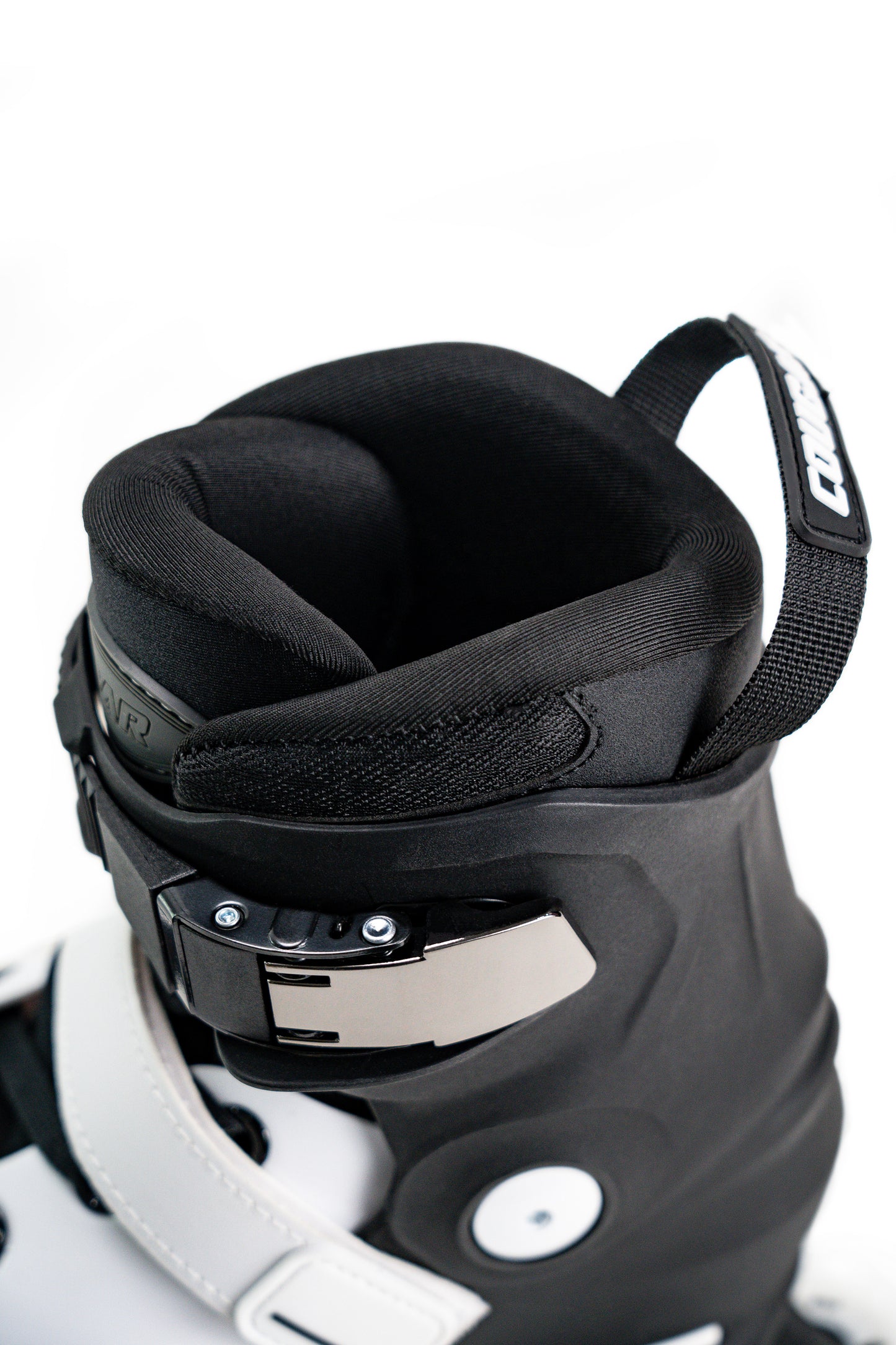 COUGAR SKATES V7 Kids Aggressive Skates-Black/White