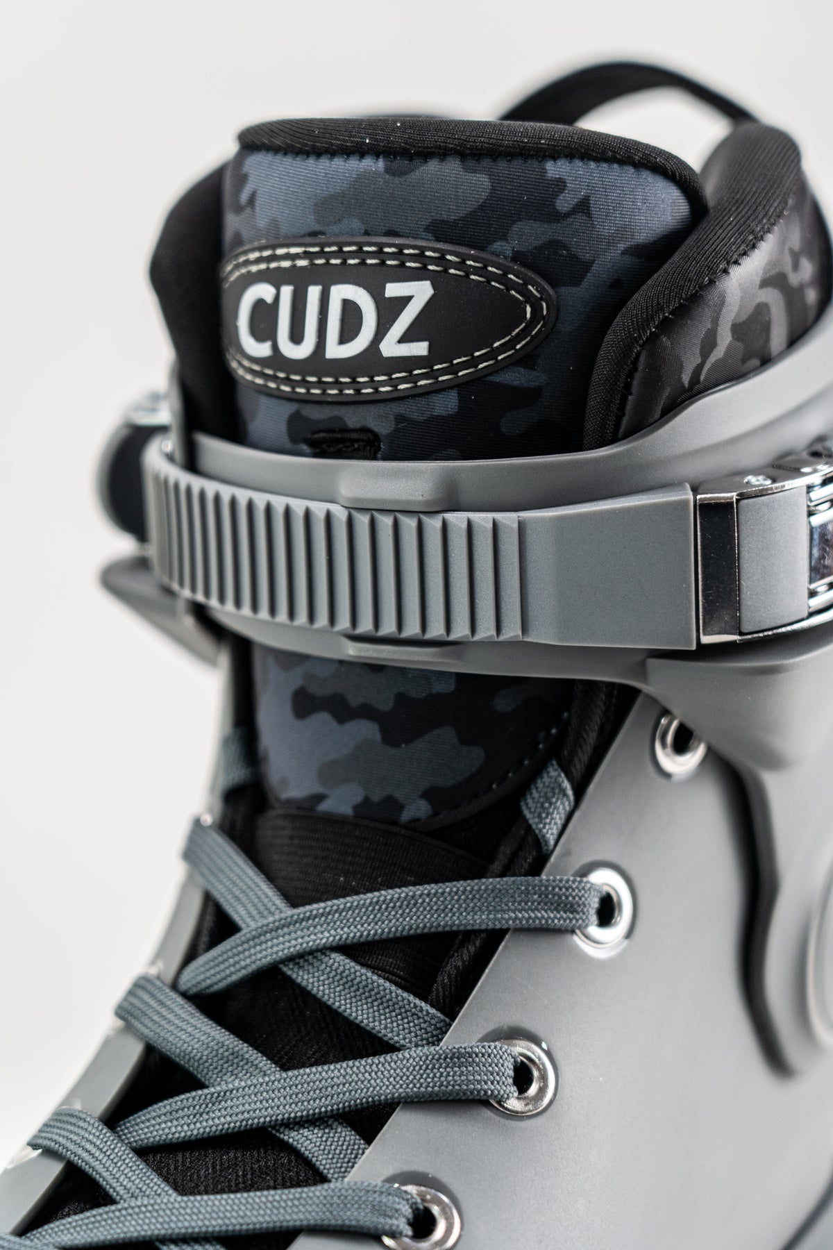 COUGAR SKATES V7 7003 Pro Julien Cudot Aggressive Skates