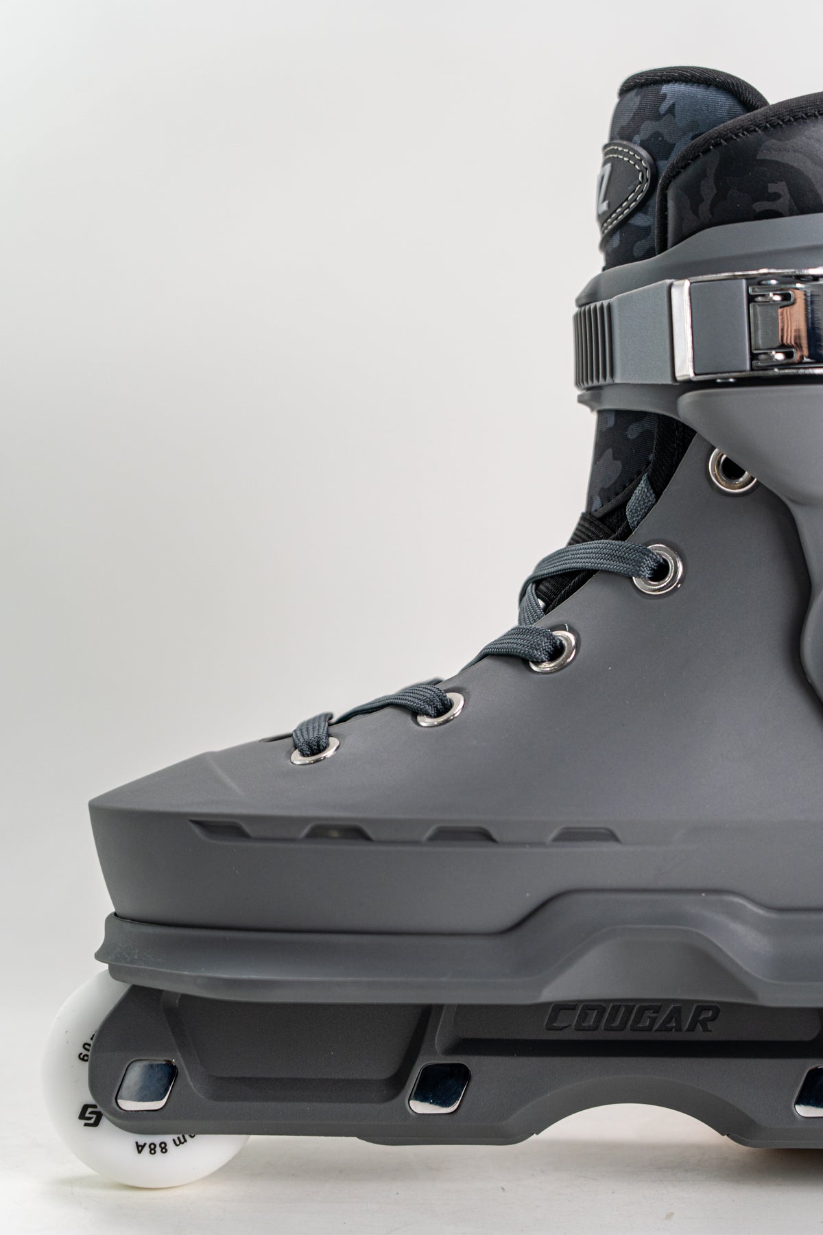 COUGAR SKATES V7 7003 Pro Julien Cudot Aggressive Skates