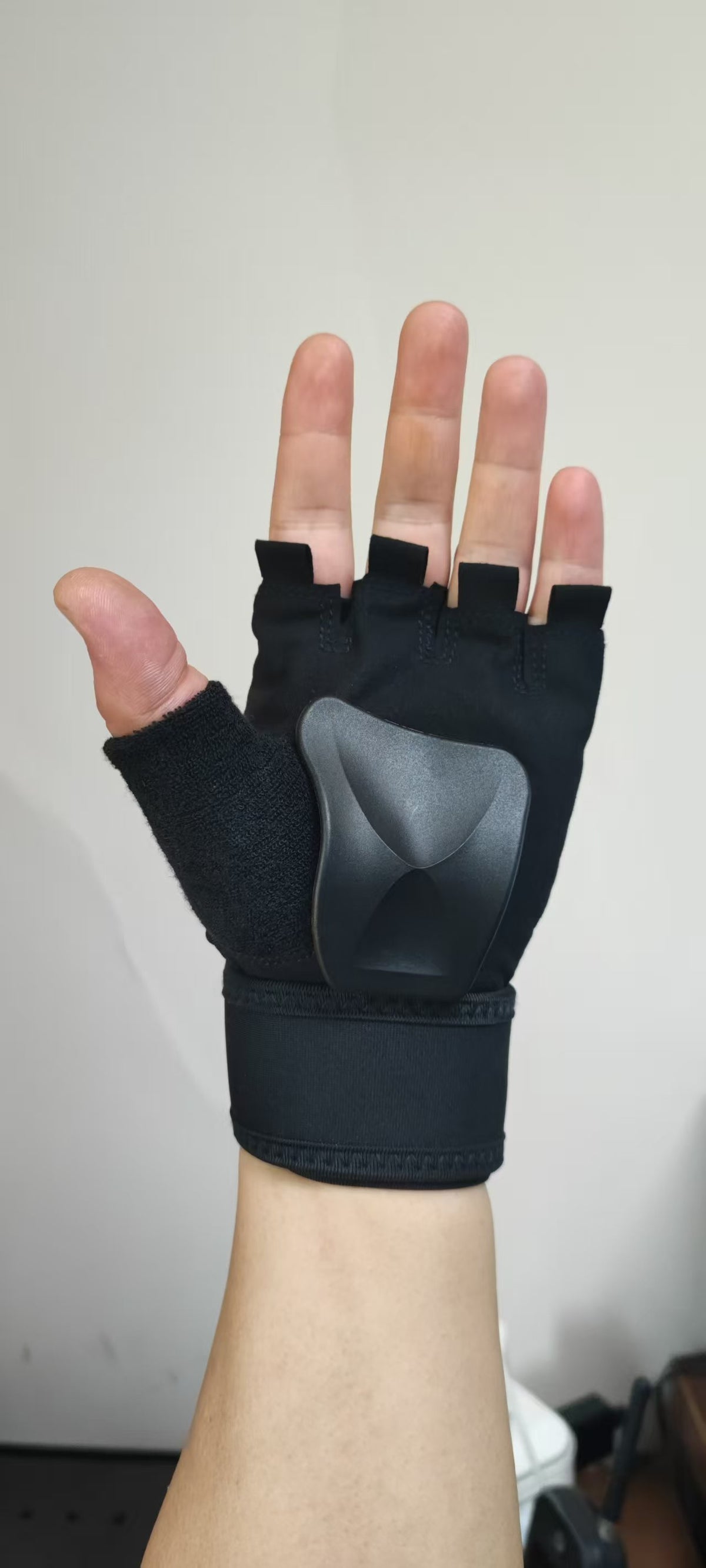 Skating Start Half-Finger Speed Skating Gloves | Anti-Slip Protective Gloves with Wrist Support for Kids & Adults