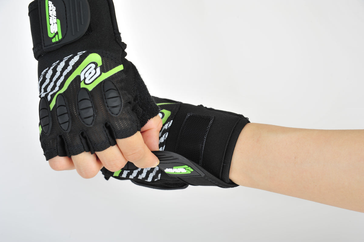 Skating Start Half-Finger Speed Skating Gloves | Anti-Slip Protective Gloves with Wrist Support for Kids & Adults
